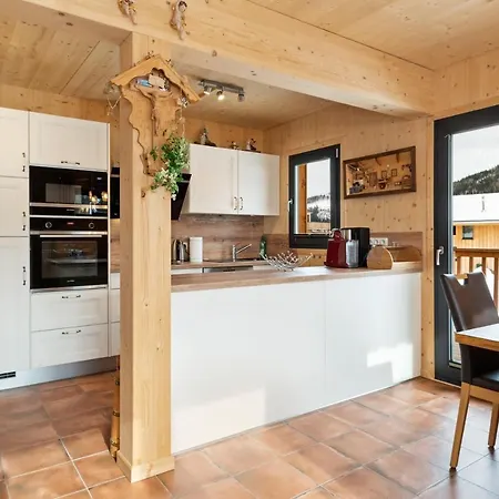 In - Ana Alpesi faház Hohentauern