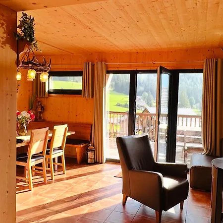 In - Ana Alpesi faház Hohentauern