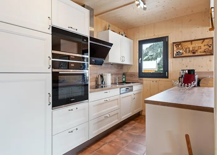 In - Ana Hohentauern